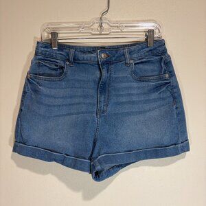 American Eagle Stretch Mom Short Jean Denim Cuffed
